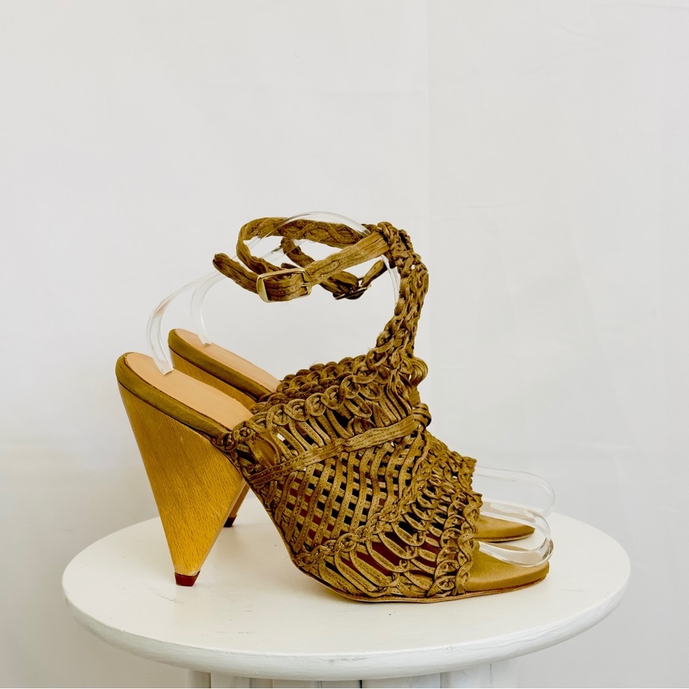 Paloma Barcelo Beatrice Braided Nude Leather sandal with wood cone heel.